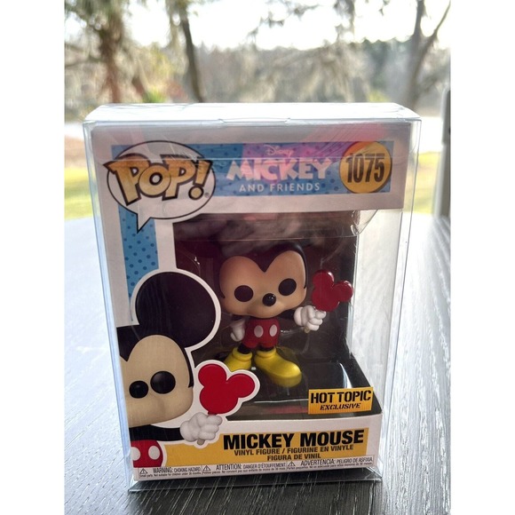 Funko Pop Mickey Mouse with Ice Cream Bar Hot Topic Disney 1075 w/Protector - Picture 1 of 7